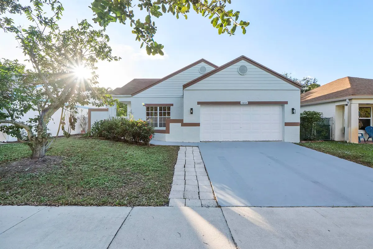 1410 SW 85th Avenue, Pembroke Pines, FL 33025 - Image #1