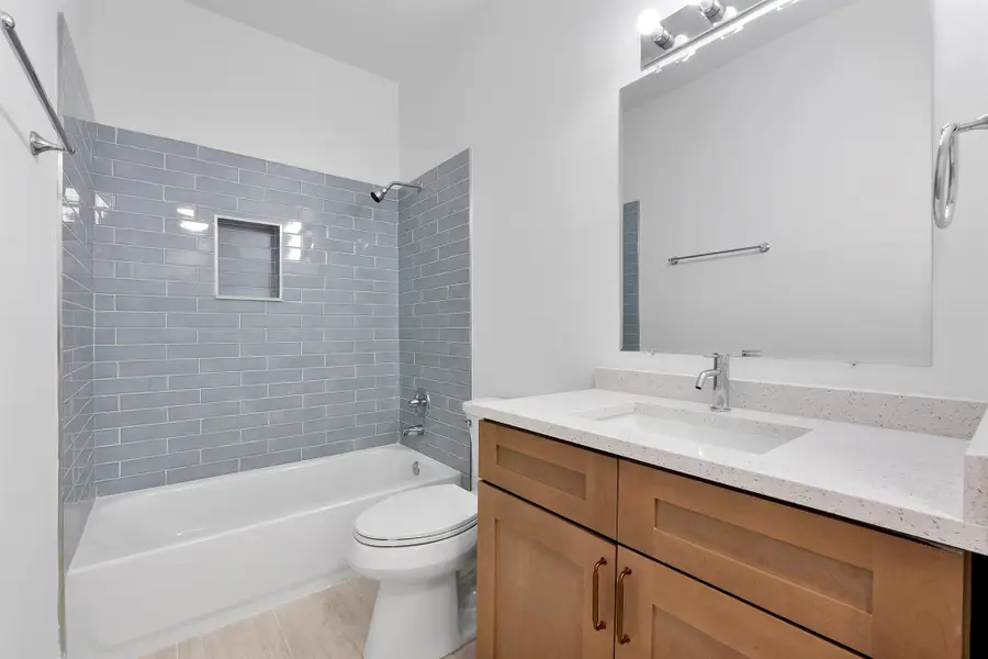 1410 SW 85th Avenue, Pembroke Pines, FL 33025 - Image #3