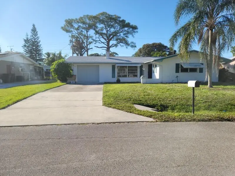408 E Coconut Avenue, Port Saint Lucie, FL 34952 - Image #3