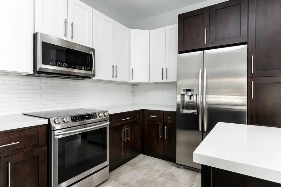 1031 NE 13th Avenue, Fort Lauderdale, FL 33304 - Image #3