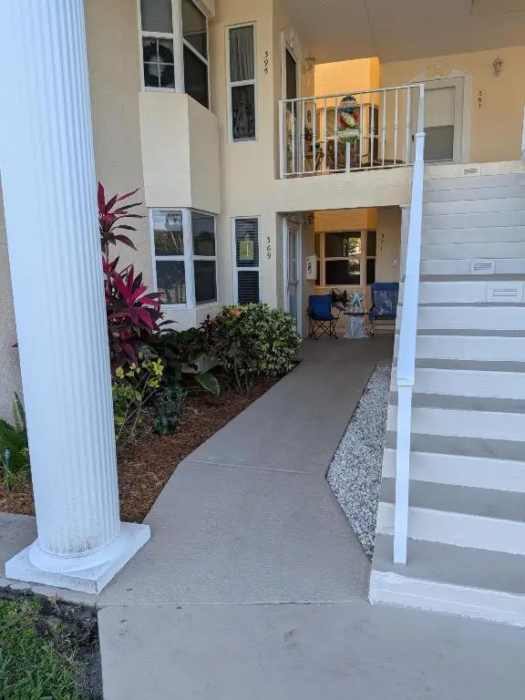 369 Grove Isle Circle, Vero Beach, FL 32962