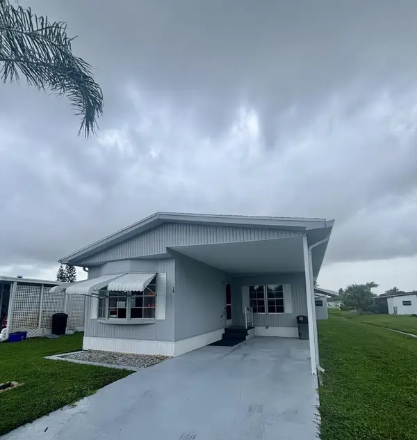38 Camino Del Rio, Port St Lucie, FL 34952