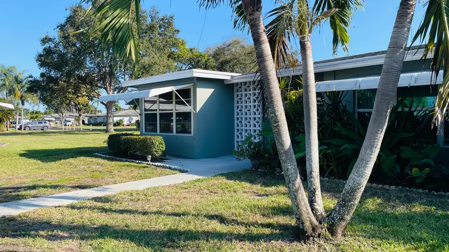 910 South Drive #B, Delray Beach, FL 33445 - #2