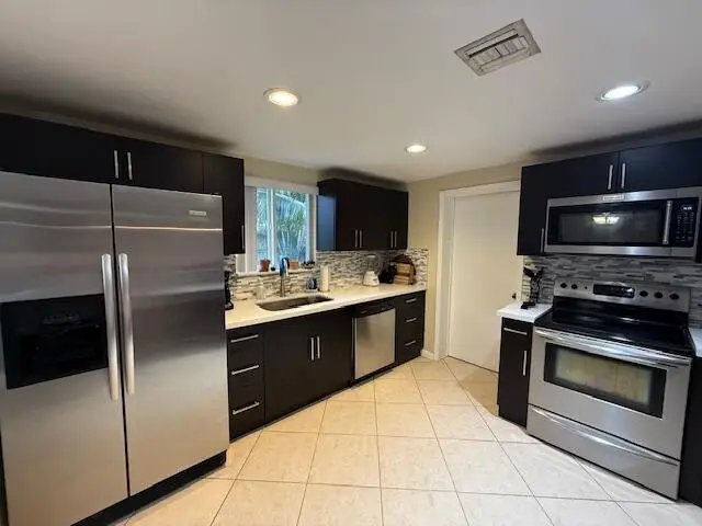 2320 NE 13th Street, Pompano Beach, FL 33062 - Image #2