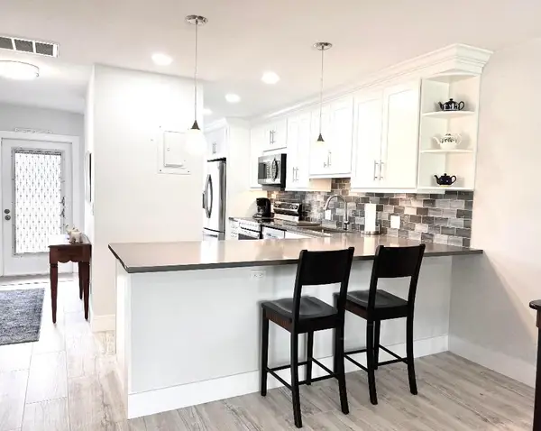 1360 NW 19th Terrace #202, Delray Beach, FL 33445