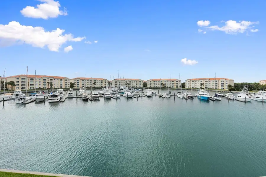 9 Harbour Isle Drive E #305, Hutchinson Island, FL 34949 - Image #2