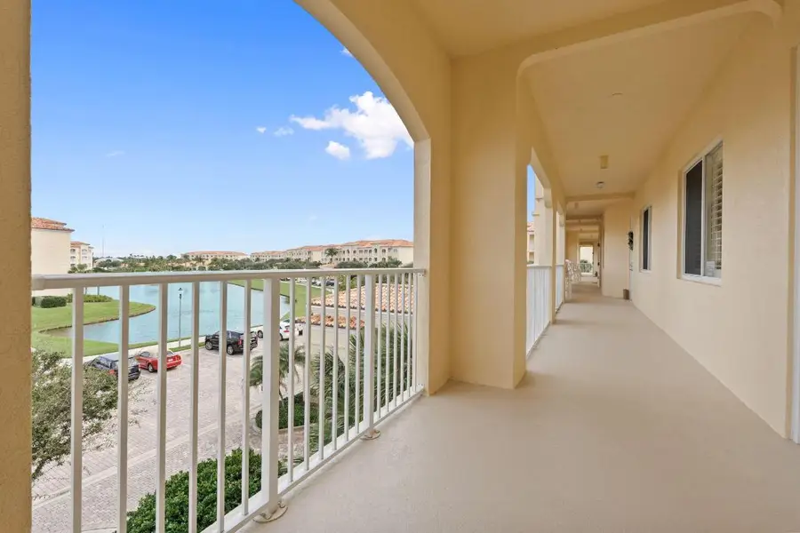 9 Harbour Isle Drive E #305, Hutchinson Island, FL 34949 - Image #3