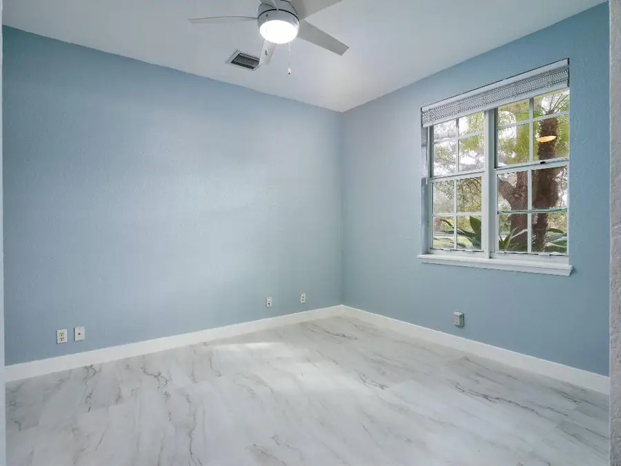 463 Schoolhouse Road, Jupiter, FL 33458 - Image #2