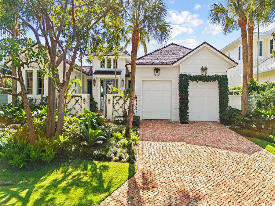 1102 N Vista Del Mar Drive, Delray Beach, FL 33483 - Image #2