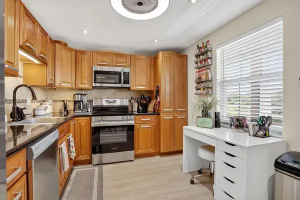 3960 Oaks Clubhouse Drive #504, Pompano Beach, FL 33069