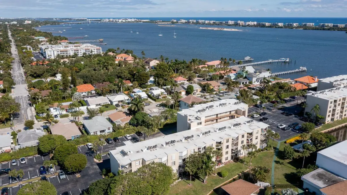 890 N Federal Highway #103, Lantana, FL 33462 - Image #1