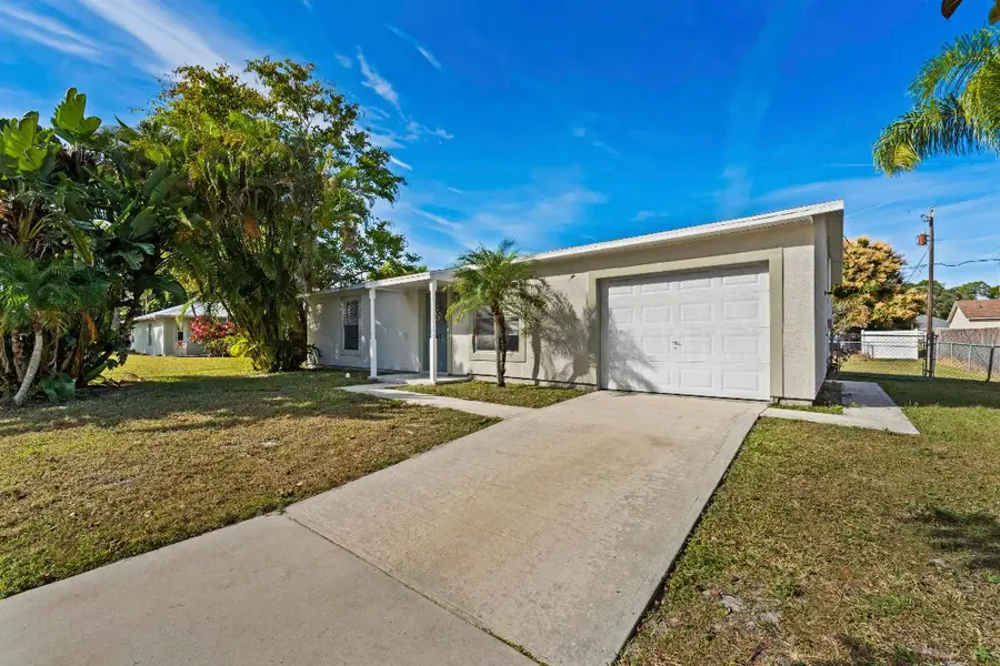 307 SE Husted Terrace, Port Saint Lucie, FL 34983 - Image #2