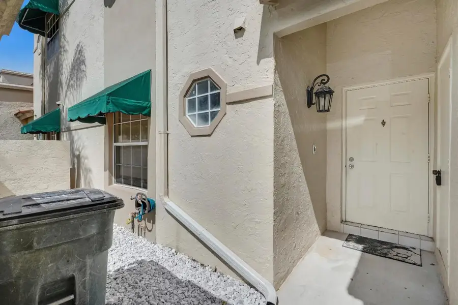 6513 Via Regina, Boca Raton, FL 33433 - Image #3