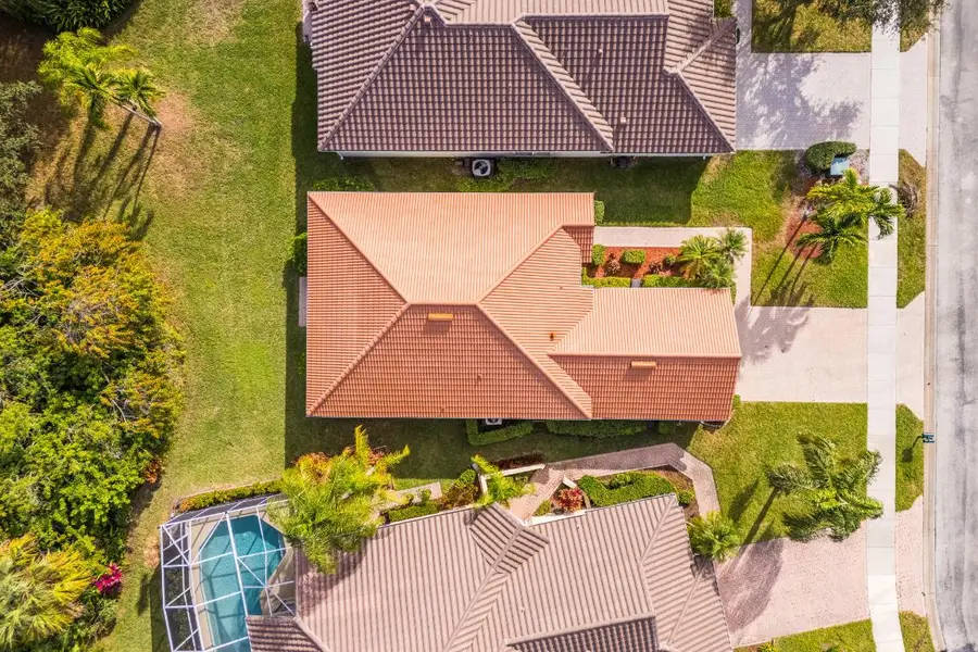 568 SW New Castle Cove, Port Saint Lucie, FL 34986 - Image #2