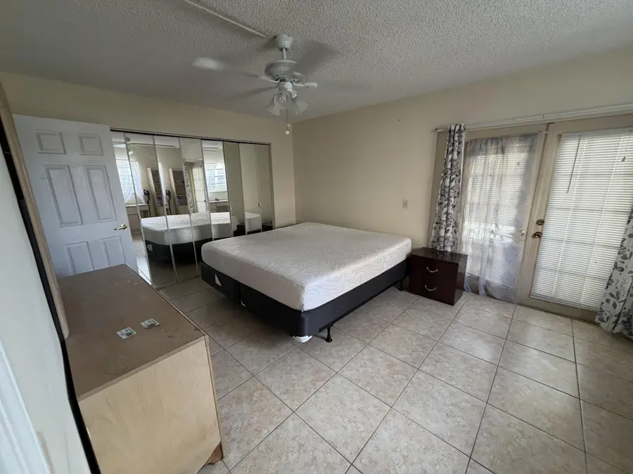 7 Flanders A, Delray Beach, FL 33484 - #2