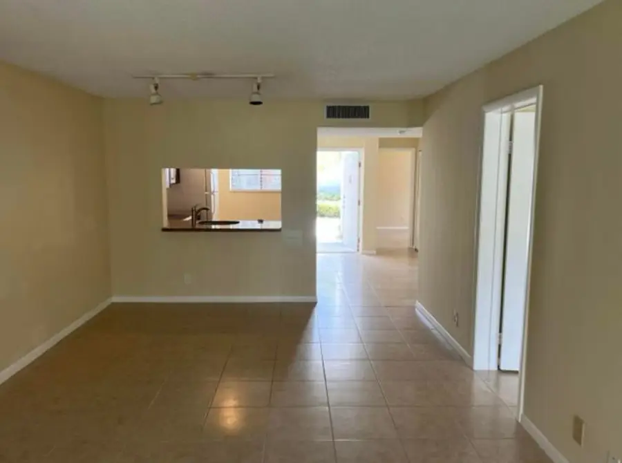 1256 S Military Trail #911, Deerfield Beach, FL 33442 - Image #2