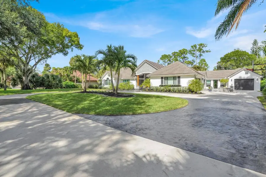 13825 Greentree Trail, Wellington, FL 33414 - Image #2