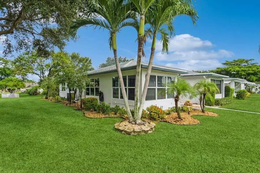 1230 S Drive Way #A, Delray Beach, FL 33445 - Image #1