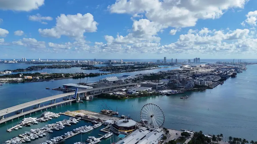 398 NE 5th Street #1715, Miami, FL 33132 - Image #2