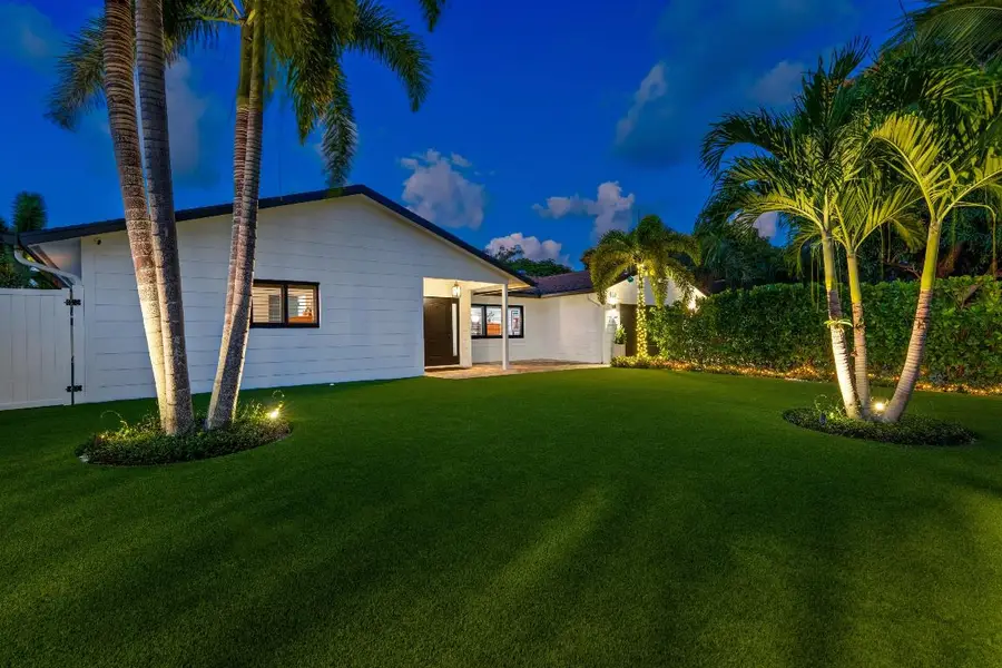 833 NW 6th Terrace, Boca Raton, FL 33486 - Image #2