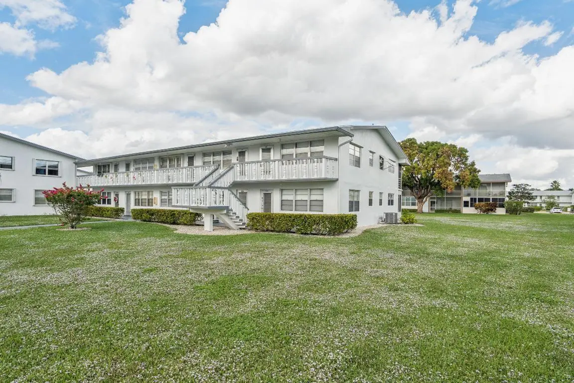 244 Camden J, West Palm Beach, FL 33417 - Image #1