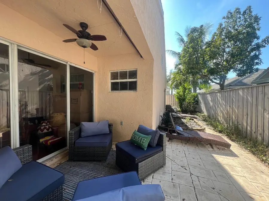 28 Governors Court, Palm Beach Gardens, FL 33418 - Image #2