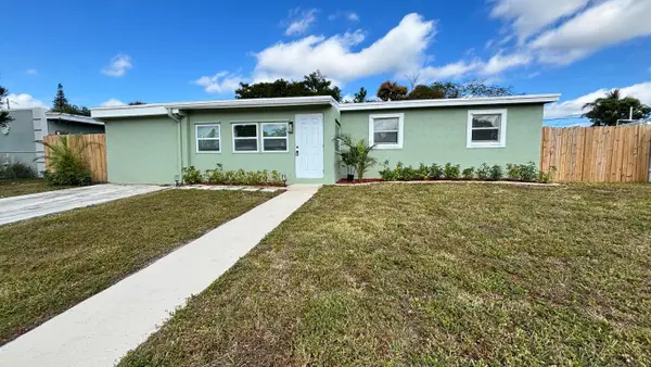3945 Ocala Road, Lake Worth, FL 33462