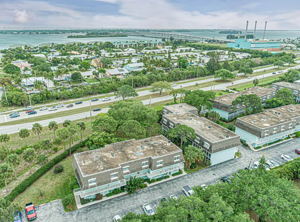 1901 Indian River Boulevard #206, Vero Beach, FL 32960 - Image #1
