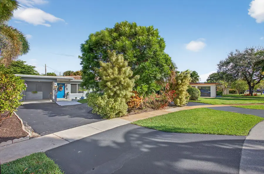 425 SW 10th Street, Pompano Beach, FL 33060 - #2