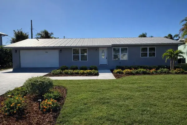 1156 NE Terrace Way, Jensen Beach, FL 34957