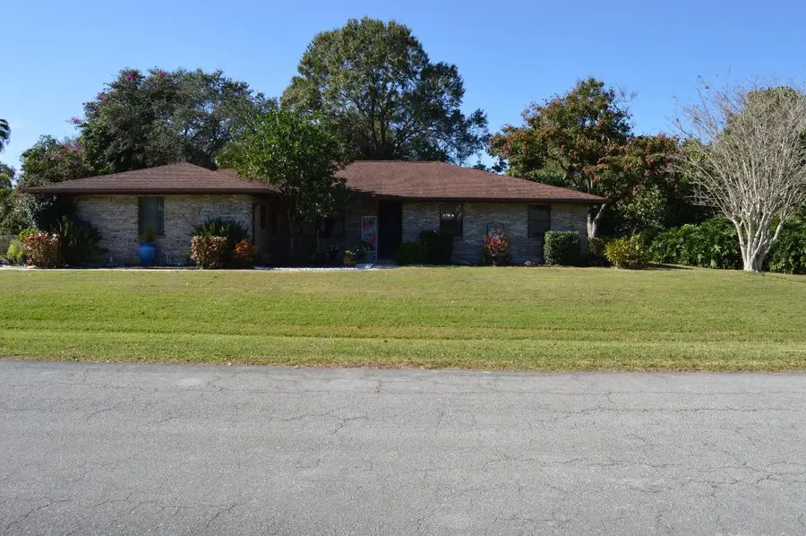 874 Gabriel Avenue Ne, Palm Bay, FL 32907 - Image #2