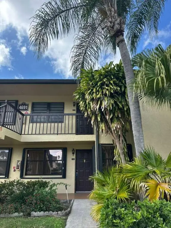 4691 Lucerne Lakes Boulevard #104, Lake Worth, FL 33467 - Image #1