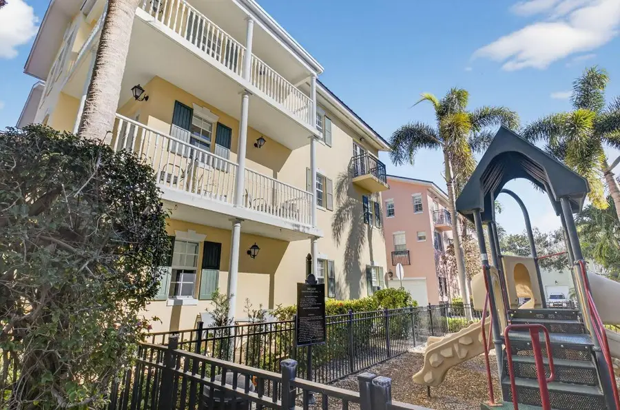 1037 W Heritage Club Circle, Delray Beach, FL 33483 - Image #2