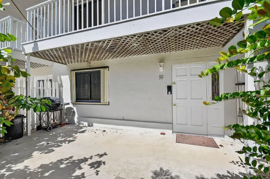326 W Pine Street #19, Lantana, FL 33462 - Image #3