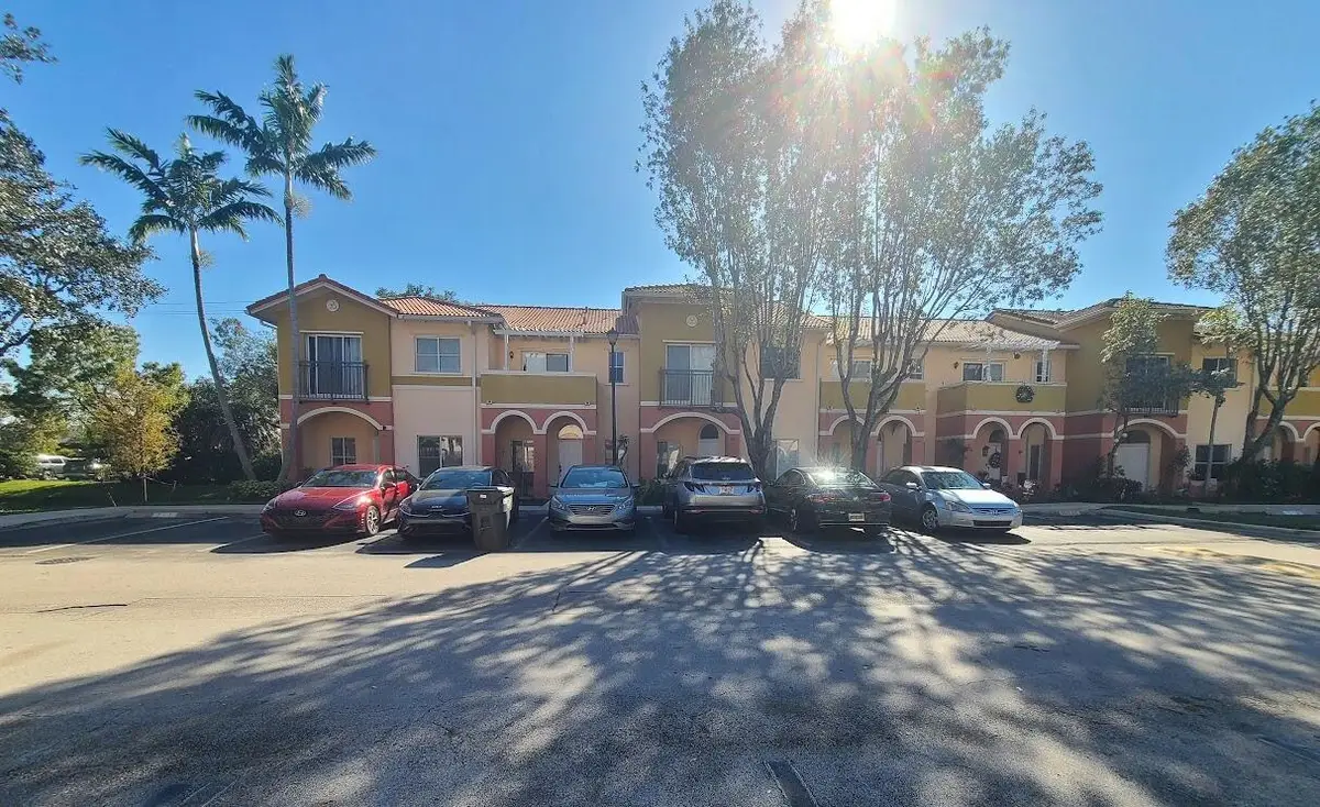 102 S Santa Catalina Circle, North Lauderdale, FL 33068 - Image #1