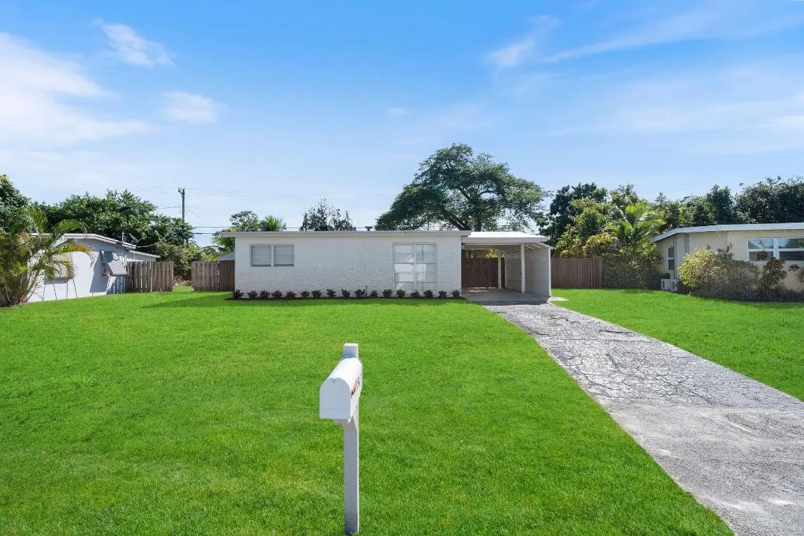 5580 Maypop Road, West Palm Beach, FL 33415 - Image #1