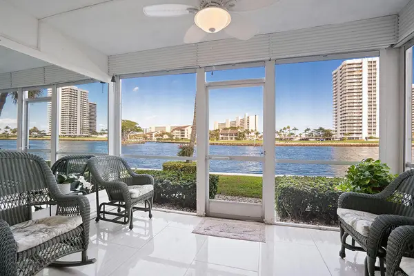 20 Yacht Club Drive #107, North Palm Beach, FL 33408