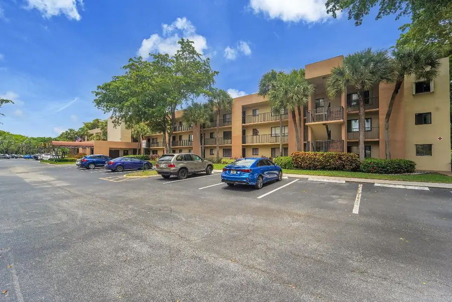 7342 Ashmont Circle #203, Tamarac, FL 33321 - Image #2