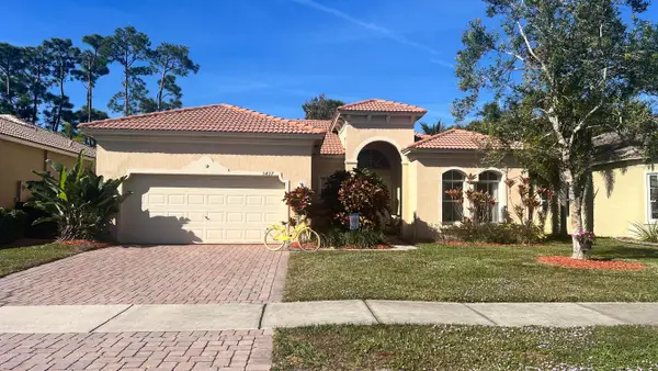 5427 Place Lake Drive, Fort Pierce, FL 34951