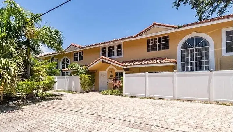1101 NE 6th Street #C, Fort Lauderdale, FL 33304 - Image #2