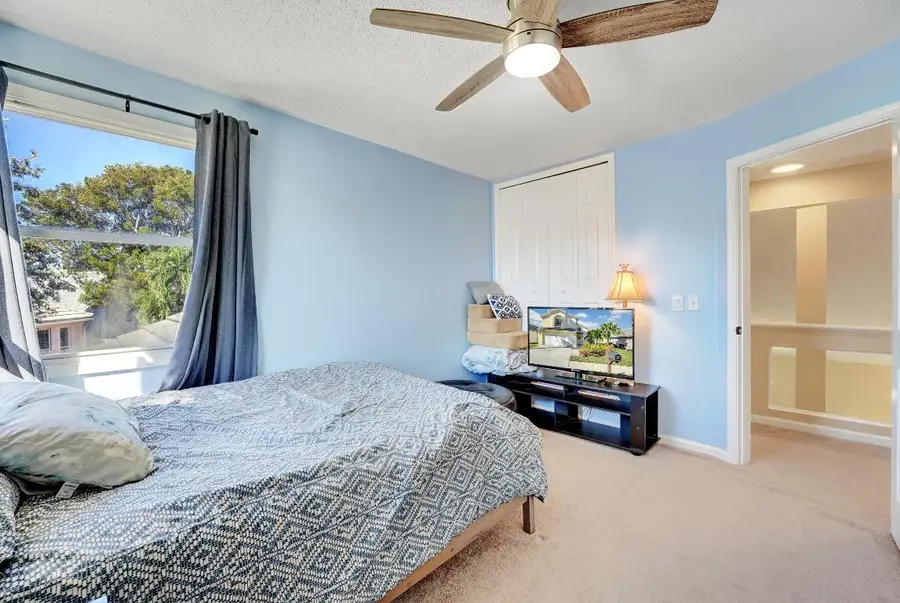 2008 Normandy Circle, West Palm Beach, FL 33409 - Image #3