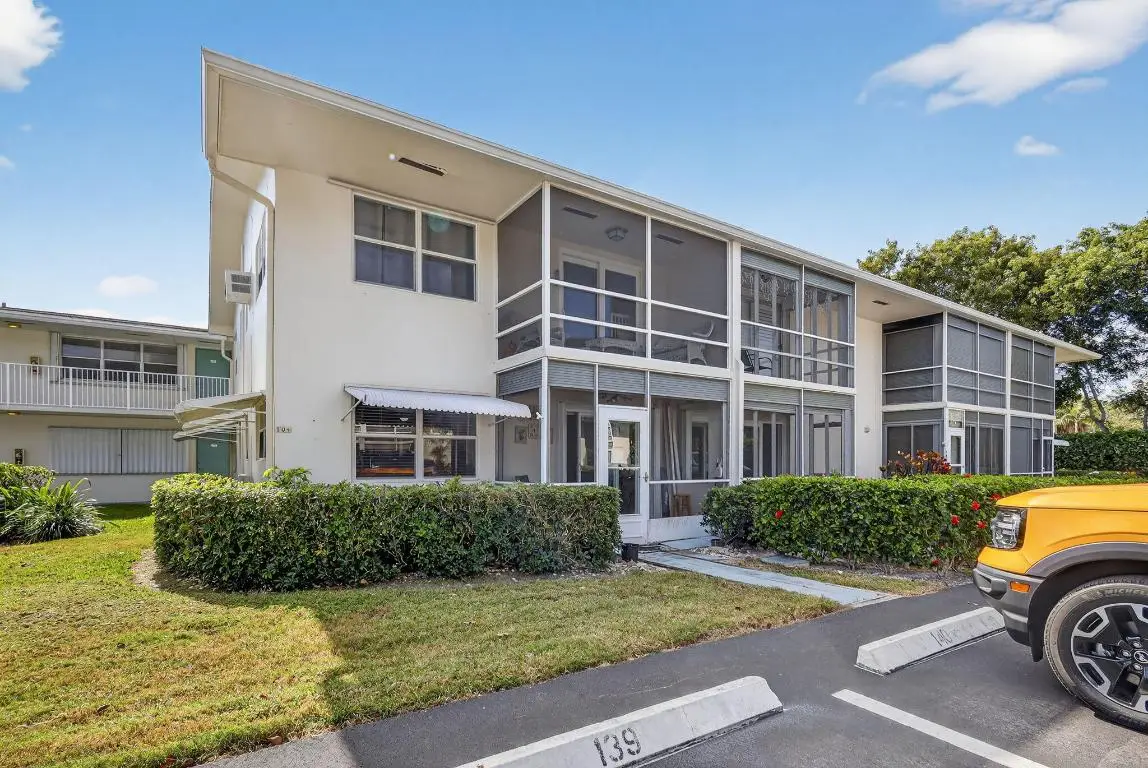 480 Horizons W #104, Boynton Beach, FL 33435 - Image #1