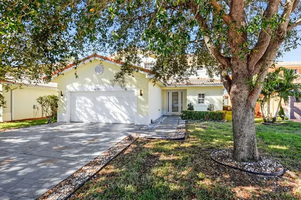 6713 Eagle Ridge Drive, Greenacres, FL 33413