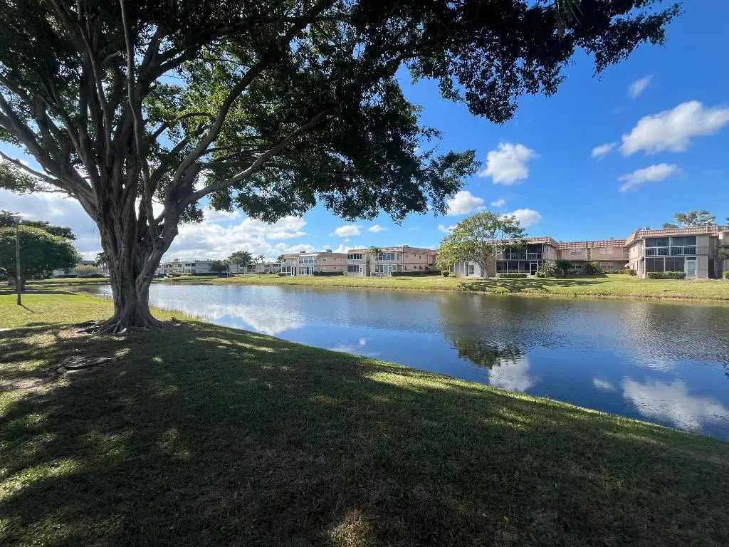 206 Valencia I, Delray Beach, FL 33446 - Image #1