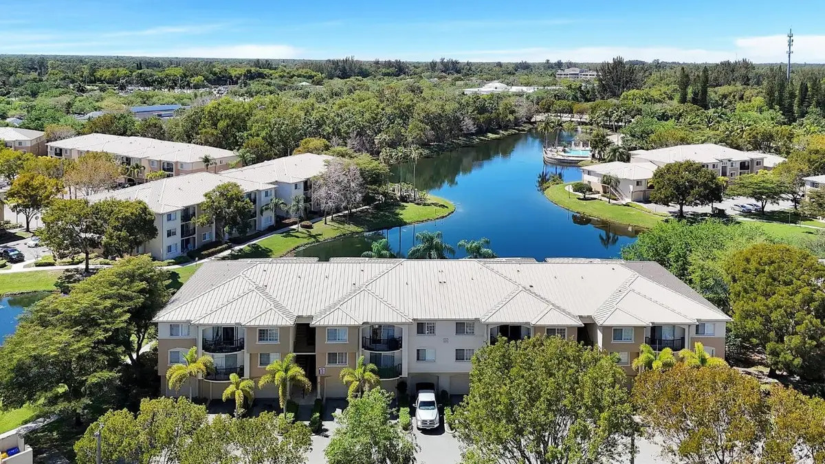 600 Crestwood Court #607, Royal Palm Beach, FL 33411 - Image #1