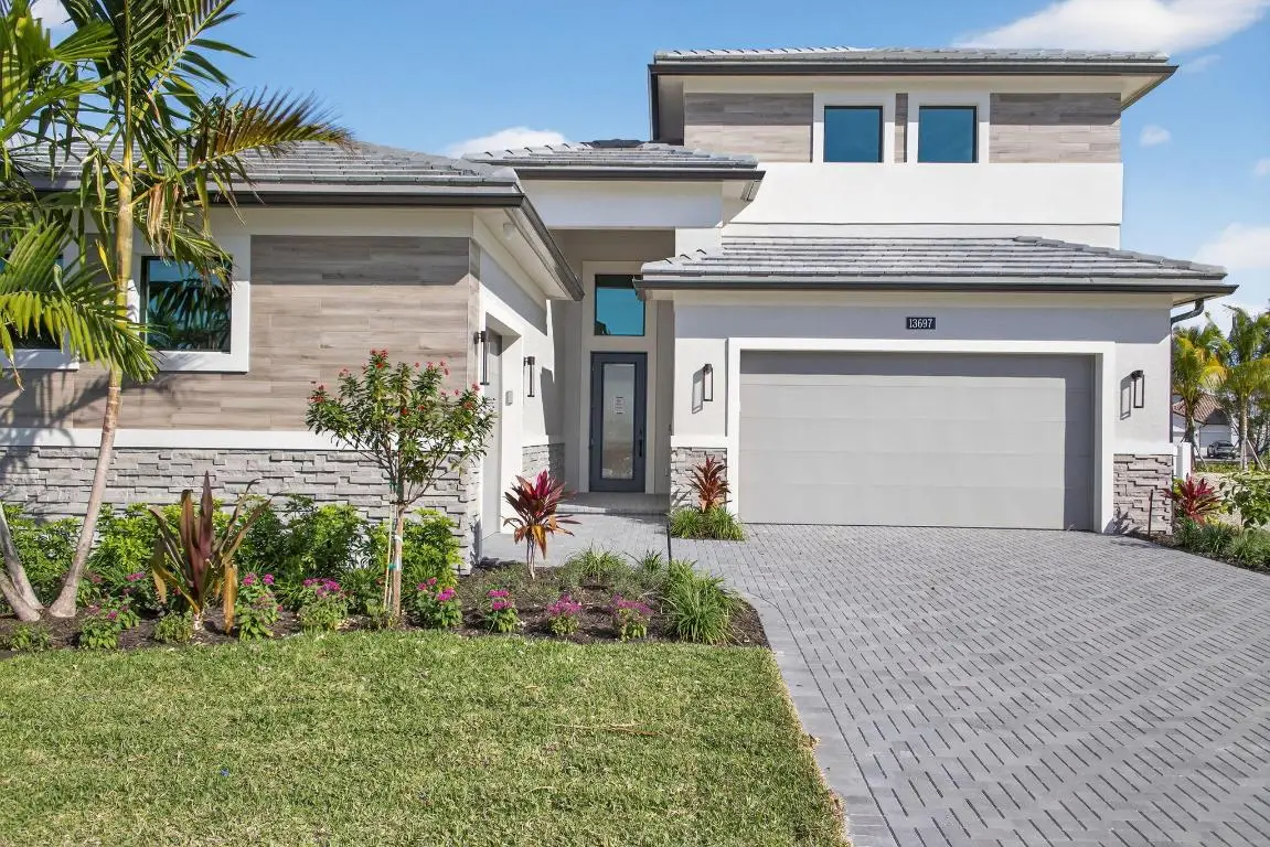 13697 Le Christine Drive, Palm Beach Gardens, FL 33412 - Image #1