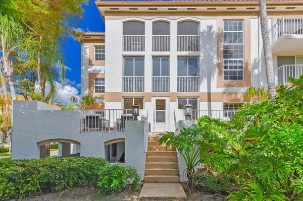 7369 Orangewood Lane #108, Boca Raton, FL 33433