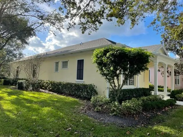 180 Paradise Circle, Jupiter, FL 33458 - Image #2