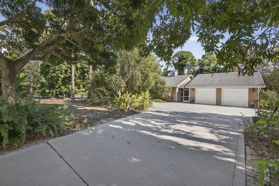 3470 Custer Avenue, Lake Worth, FL 33467 - Image #2