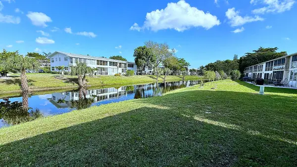 81 Markham E, Deerfield Beach, FL 33442